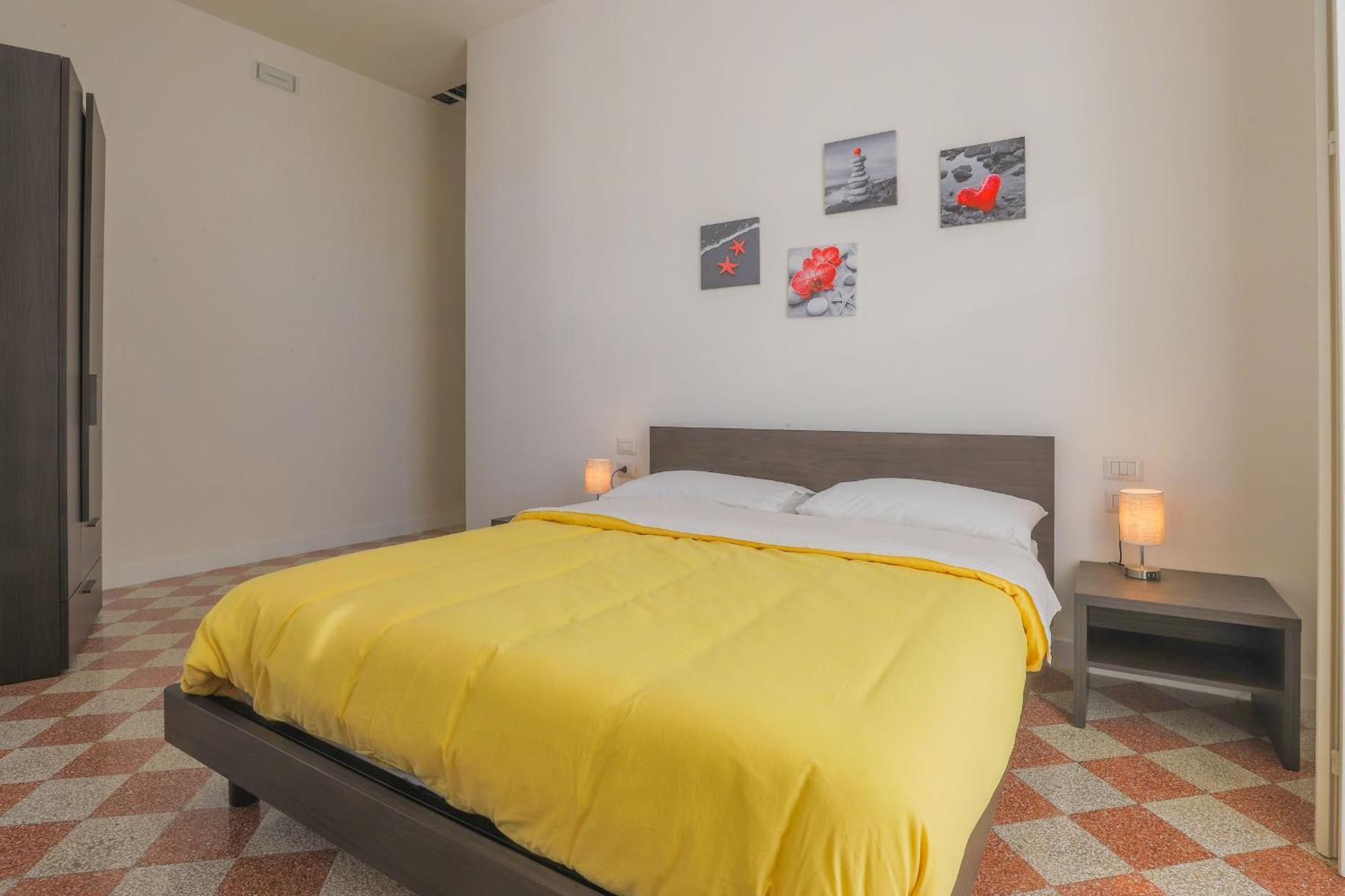 B&B Salerno Centrale Екстер'єр фото